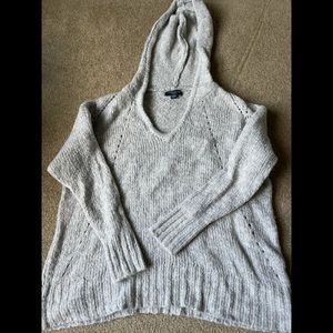 American eagle sweater with hood
